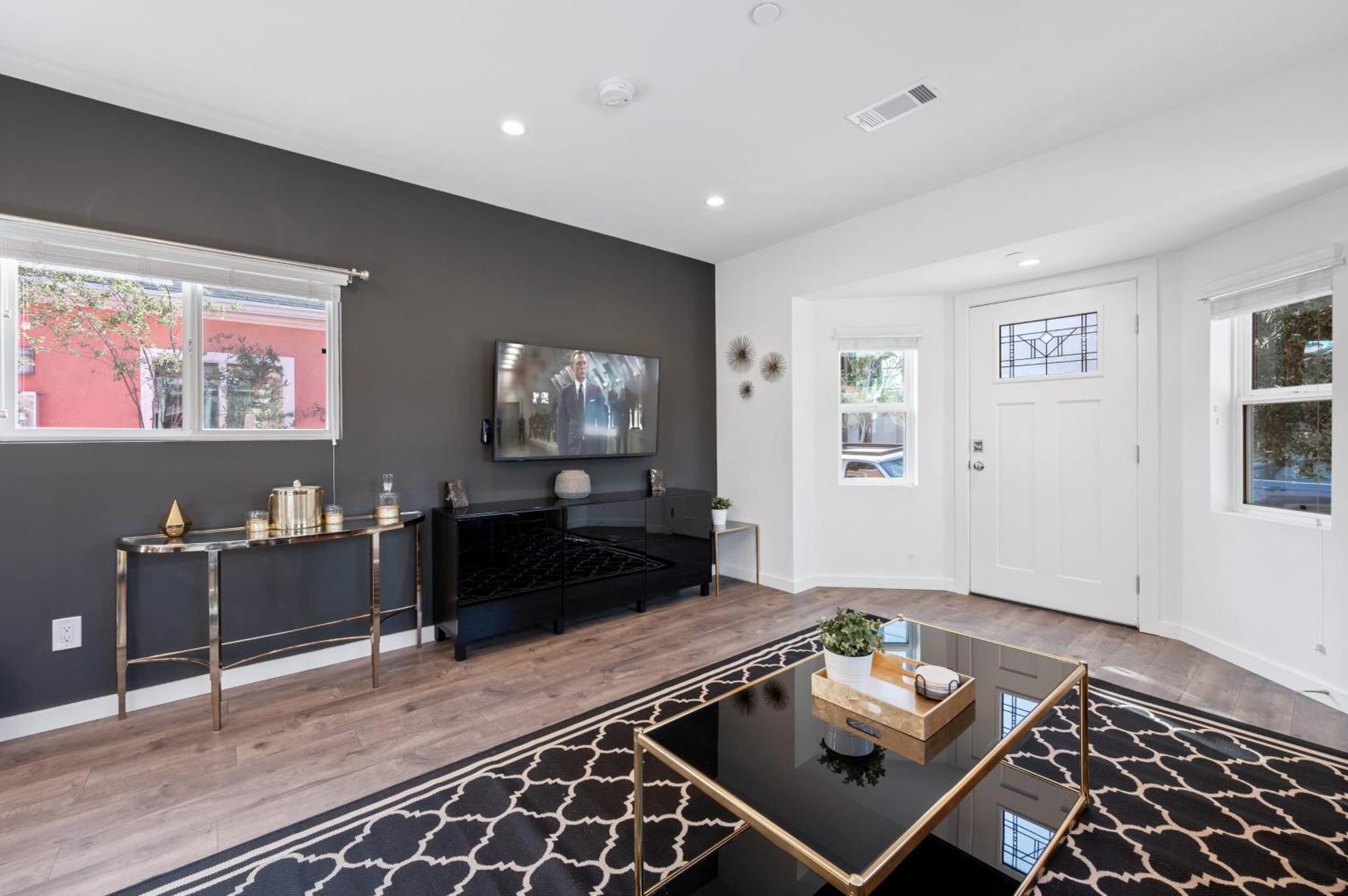 Art Deco By Avantstay 1920S Remodeled Bungalow Open Layout Courtyard 로스앤젤레스 외부 사진